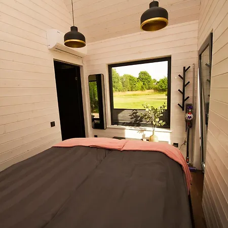 Muhu Kupja Suvemaja Uus Holiday home *